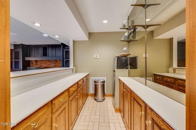 704 Chippendale Road, Kingsport, TN 37660