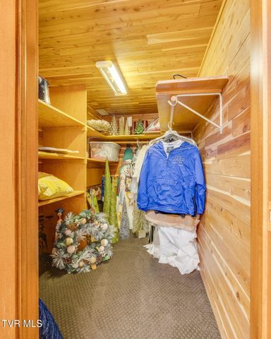 704 Chippendale Road, Kingsport, TN 37660