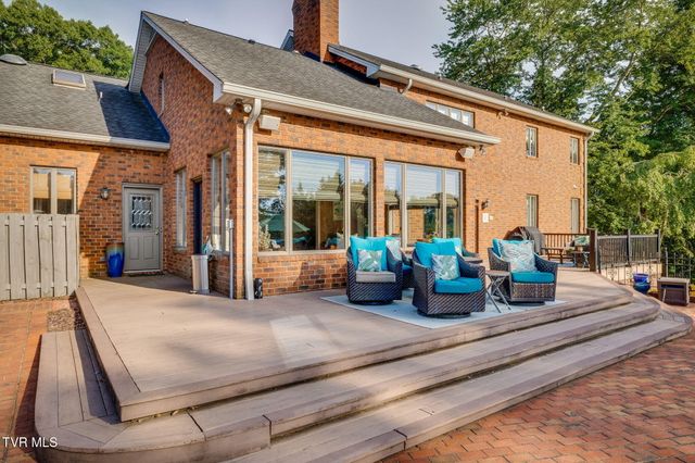 704 Chippendale Road, Kingsport, TN 37660