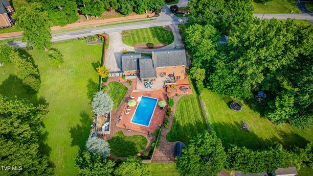 704 Chippendale Road, Kingsport, TN 37660