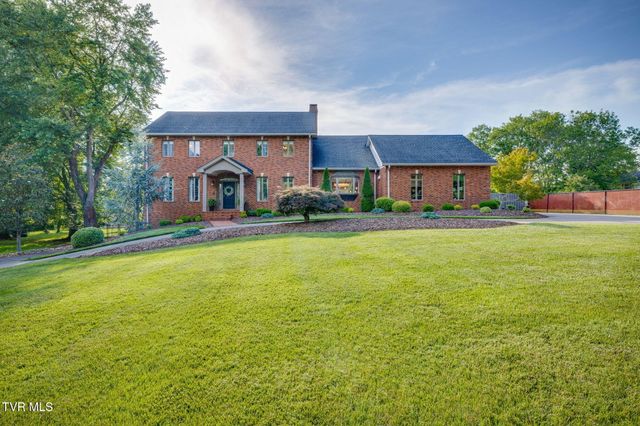 704 Chippendale Road, Kingsport, TN 37660