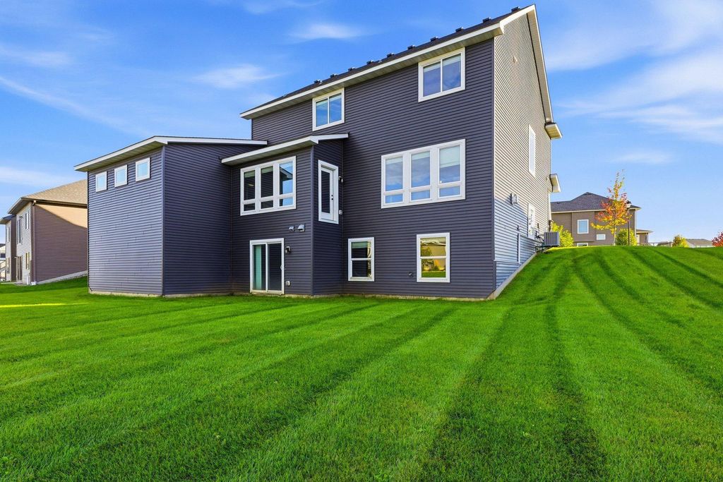 8212 198th Street W, Lakeville, MN 55044 — photo 2