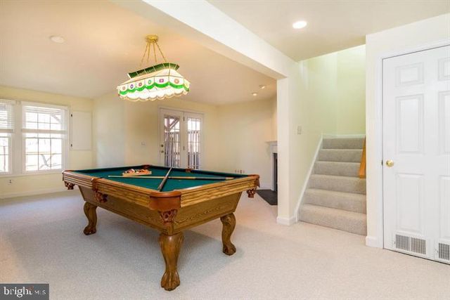 3722 FARMLAND DR, Fairfax, VA 22033
