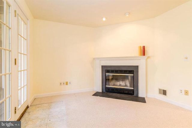 3722 FARMLAND DR, Fairfax, VA 22033