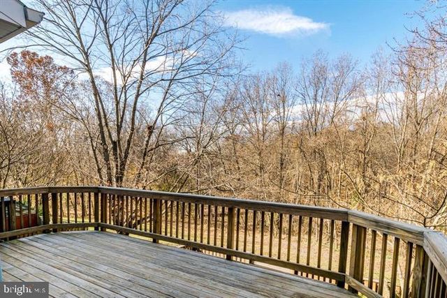 3722 FARMLAND DR, Fairfax, VA 22033