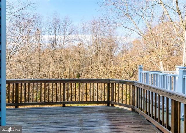 3722 FARMLAND DR, Fairfax, VA 22033
