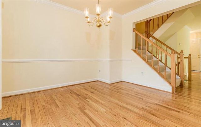 3722 FARMLAND DR, Fairfax, VA 22033