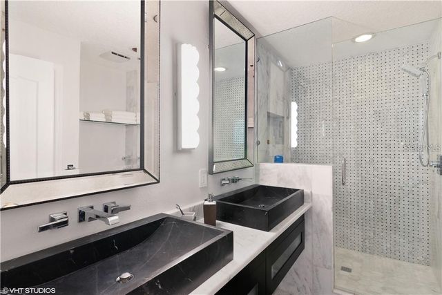 615 DREAM ISLAND ROAD 107, Longboat Key, FL 34228
