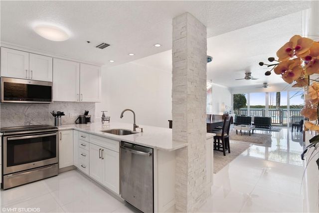 615 DREAM ISLAND ROAD 107, Longboat Key, FL 34228