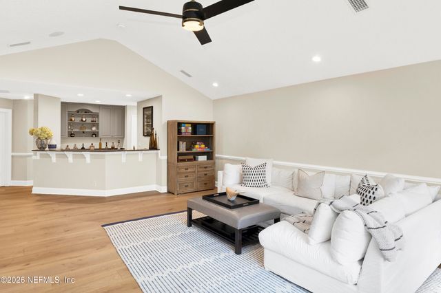 315 CLEARWATER Drive, Ponte Vedra Beach, FL 32082