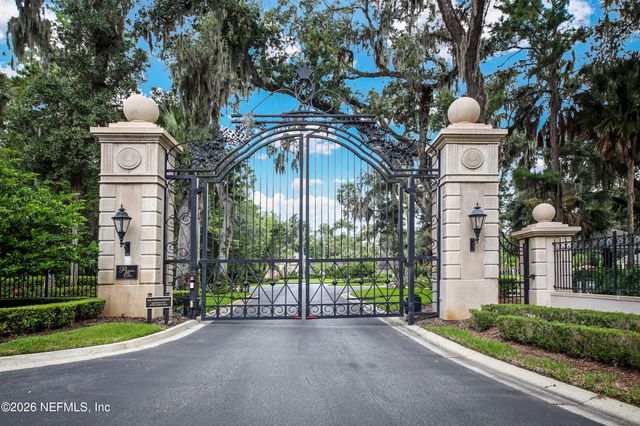 315 CLEARWATER Drive, Ponte Vedra Beach, FL 32082