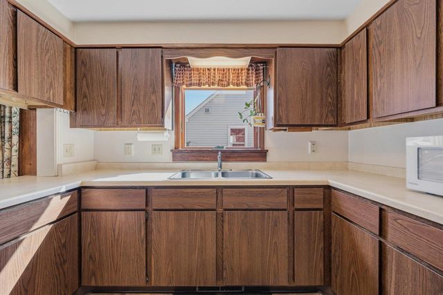 1205 Barnes STREET, Delavan, WI 53115
