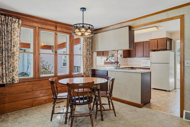 1205 Barnes STREET, Delavan, WI 53115