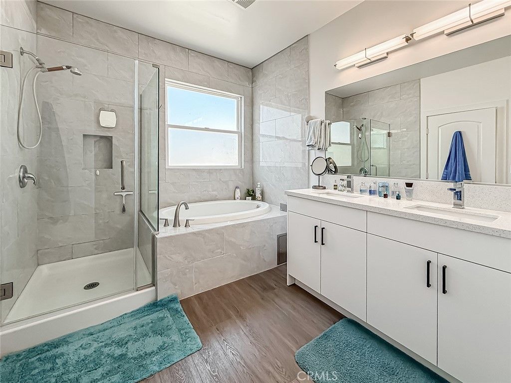 Image 44 of property listing at 946 Warwick, Thousand Oaks, CA 91360