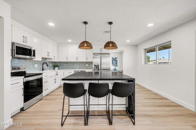 2363 E CABALLERO Street, Mesa, AZ 85213