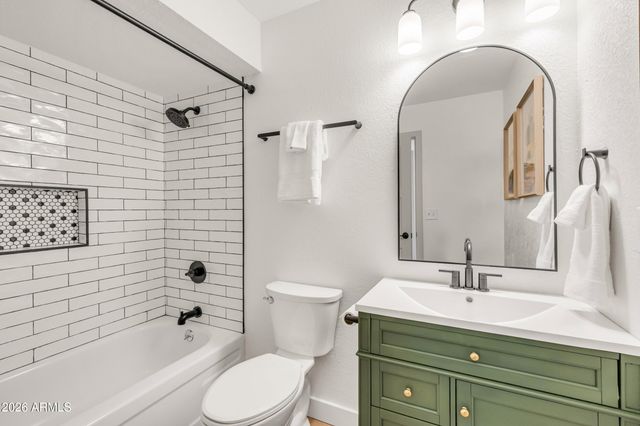 2363 E CABALLERO Street, Mesa, AZ 85213