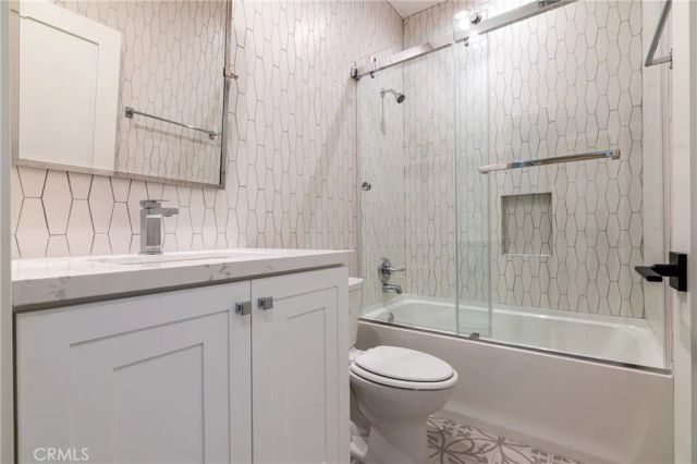 3011 Frances, La Crescenta, CA 91214