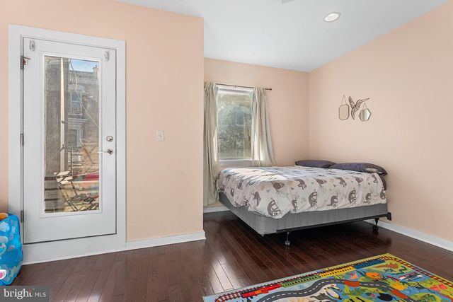 2013 E YORK ST, Philadelphia, PA 19125