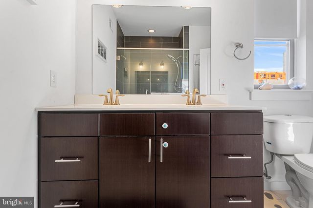 2013 E YORK ST, Philadelphia, PA 19125