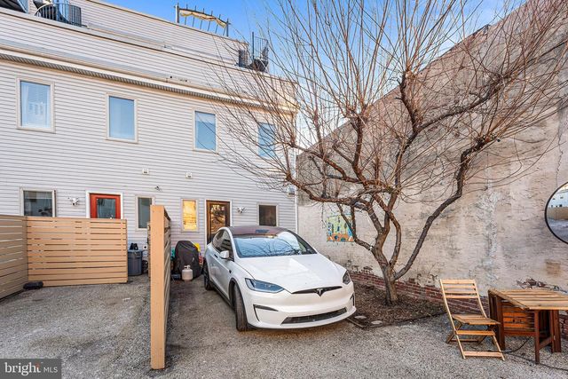 2013 E YORK ST, Philadelphia, PA 19125