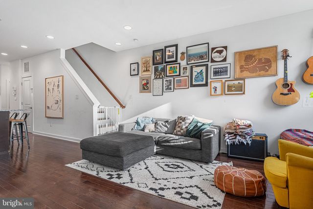 2013 E YORK ST, Philadelphia, PA 19125