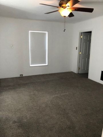 1151 Worcester Rd 2, Framingham, MA 01701