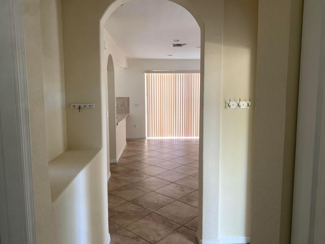 101 Lake Monterey Circle 101, Boynton Beach, FL 33426