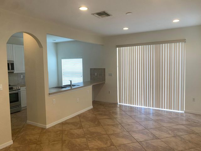 101 Lake Monterey Circle 101, Boynton Beach, FL 33426