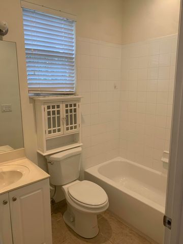 101 Lake Monterey Circle 101, Boynton Beach, FL 33426