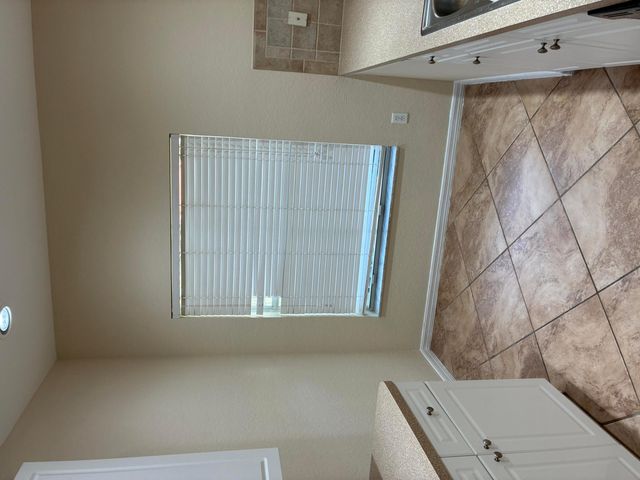 101 Lake Monterey Circle 101, Boynton Beach, FL 33426