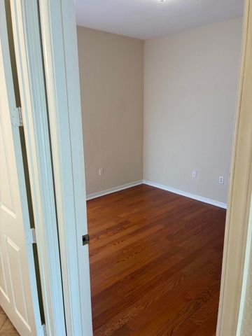 101 Lake Monterey Circle 101, Boynton Beach, FL 33426