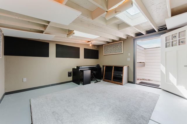 20795 Arago Circle, Bend, OR 97703