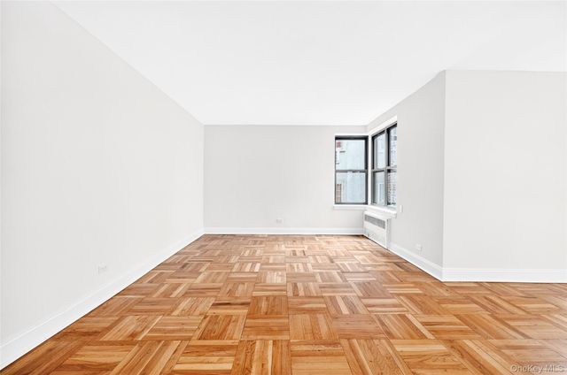 2244 Bronx Park E 1C, Bronx, NY 10467