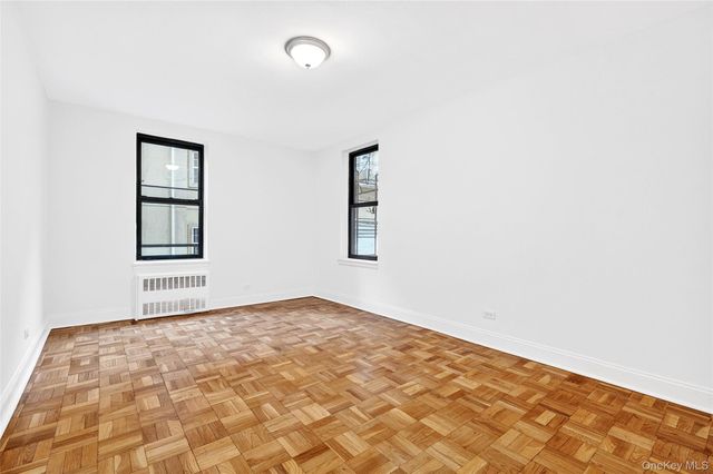 2244 Bronx Park E 1C, Bronx, NY 10467