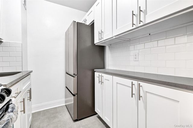 2244 Bronx Park E 1C, Bronx, NY 10467