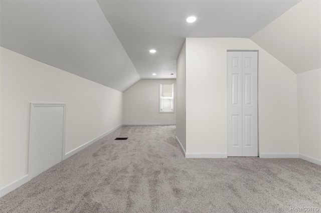 9213 Stout Street, Detroit, MI 48228