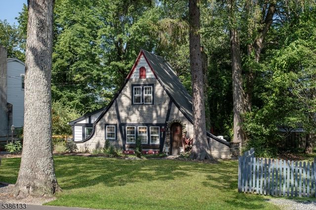 116 E Shore Trl, Sparta Twp., NJ 07871