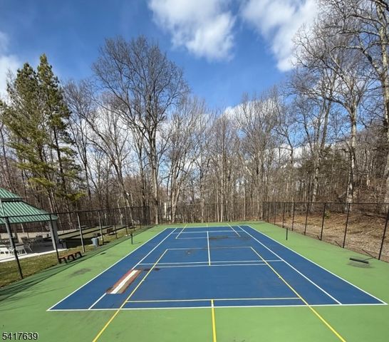 5301 Richmond Rd 301, West Milford Twp., NJ 07480