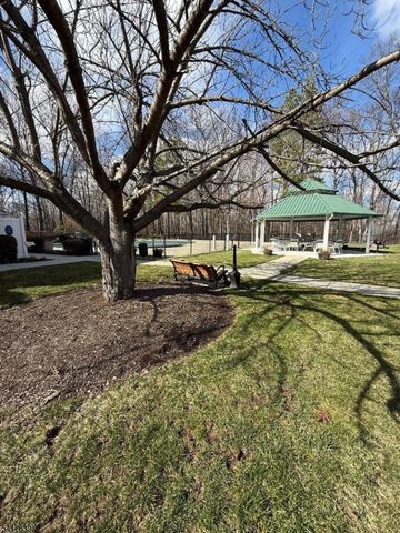 5301 Richmond Rd 301, West Milford Twp., NJ 07480