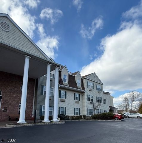 5301 Richmond Rd 301, West Milford Twp., NJ 07480