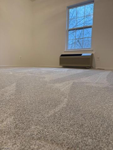 5301 Richmond Rd 301, West Milford Twp., NJ 07480