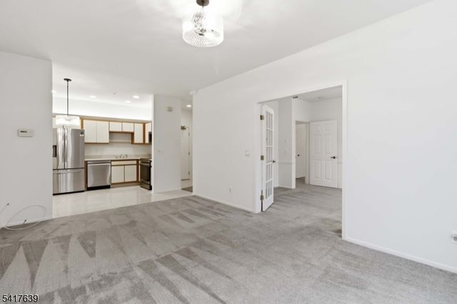 5301 Richmond Rd 301, West Milford Twp., NJ 07480