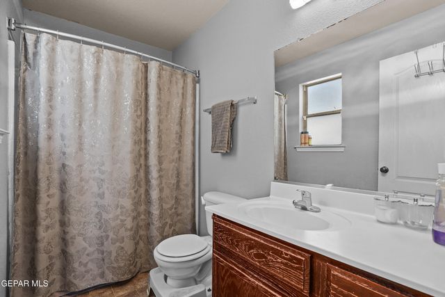 7213 Sachet Cliff Drive, El Paso, TX 79934