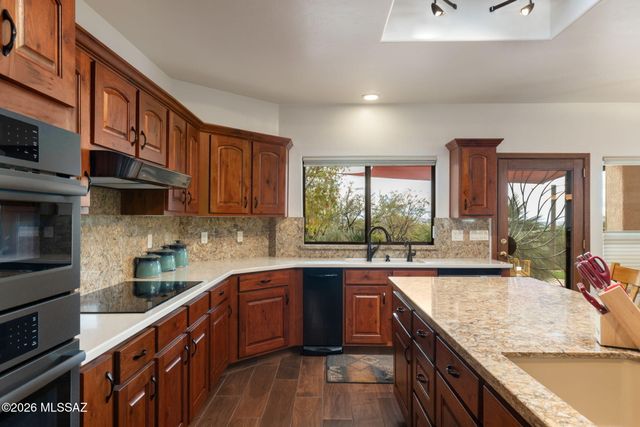 5300 N Avenida De La Colina, Tucson, AZ 85749