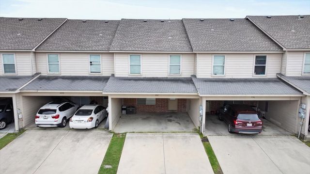 2312 Calendar Court, Grand Prairie, TX 75050