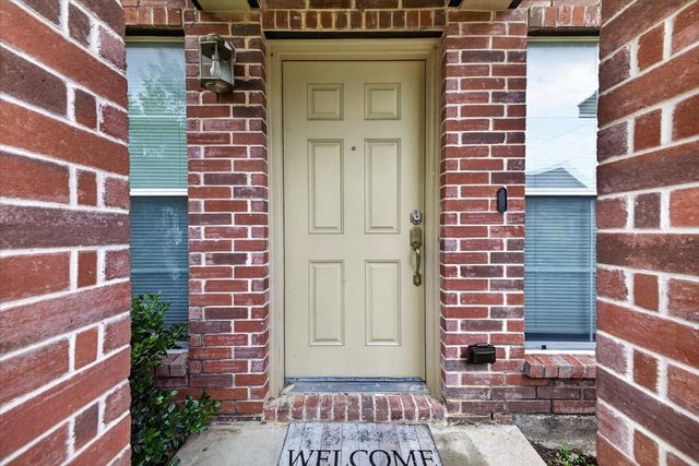2312 Calendar Court, Grand Prairie, TX 75050