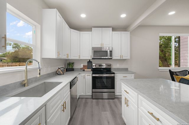 1822 MONTEREY ST, San Antonio, TX 78207