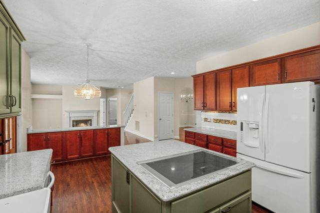 136 Chesapeake Harbor Blvd, Hendersonville, TN 37075