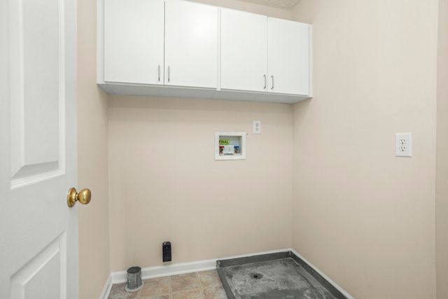 136 Chesapeake Harbor Blvd, Hendersonville, TN 37075