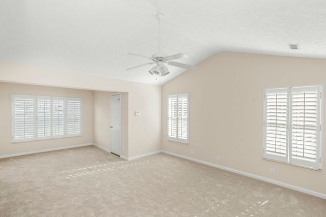 136 Chesapeake Harbor Blvd, Hendersonville, TN 37075